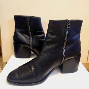 Opening Ceremony Black Leather Logo Zip Pull Chelsea Ankle Boots Sz.7/37 $395